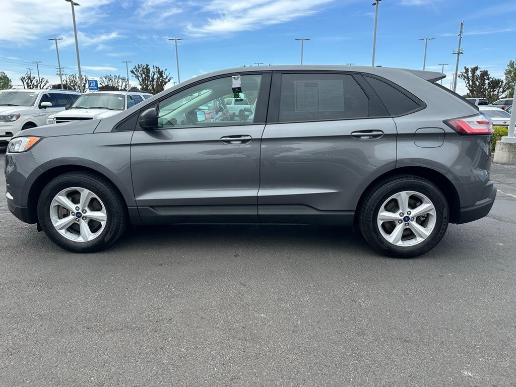 Used 2022 Ford Edge SE SUV