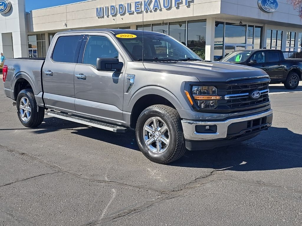 2025 Ford F-150 Crew Cab Truck 