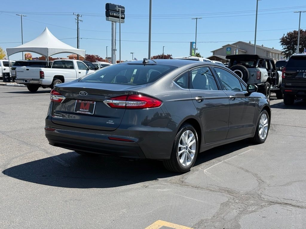Used 2020 Ford Fusion Hybrid SE Sedan
