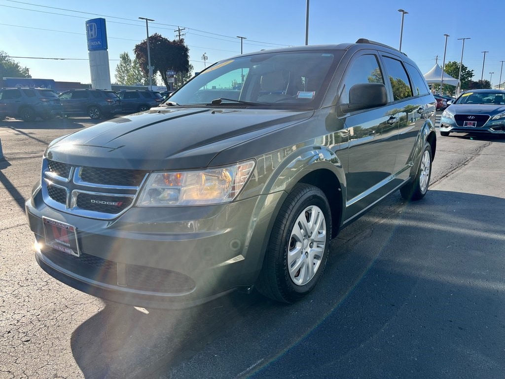 Used 2017 Dodge Journey SE SUV