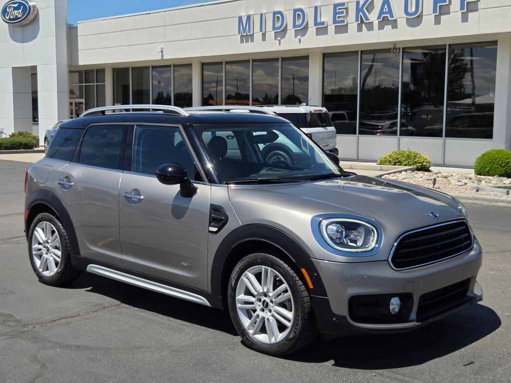 2018 MINI Countryman Cooper ALL4's photo