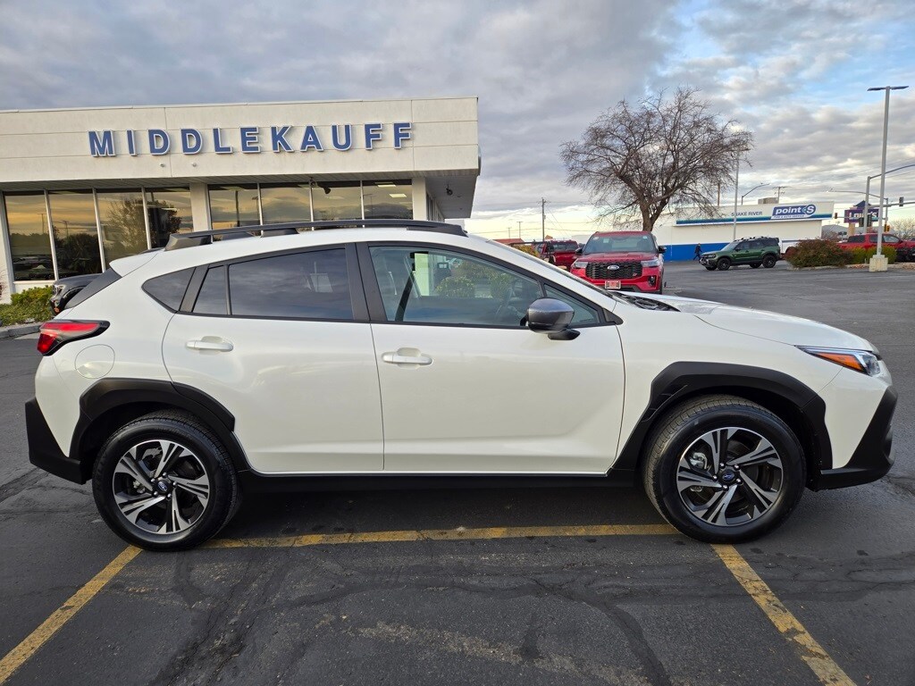 2024 Subaru Crosstrek Premium photo 2