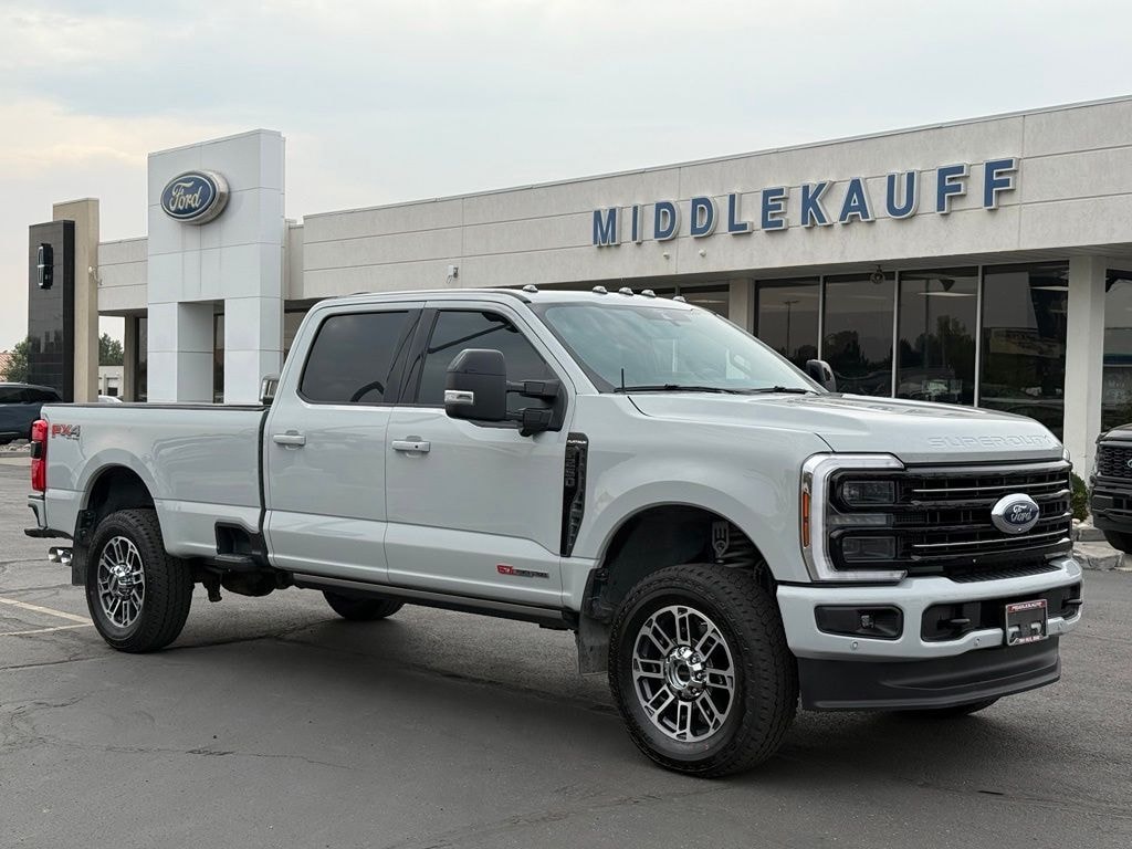 Used 2025 Ford F-250 Crew Cab Truck