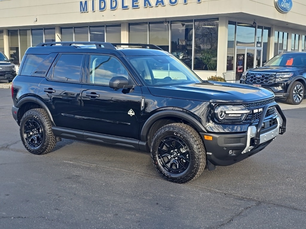 2025 Ford Bronco Sport Outer Banks's photo