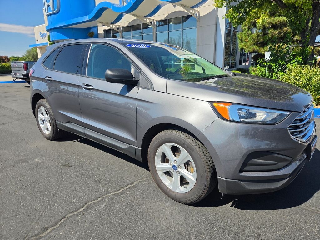 Used 2022 Ford Edge SE SUV