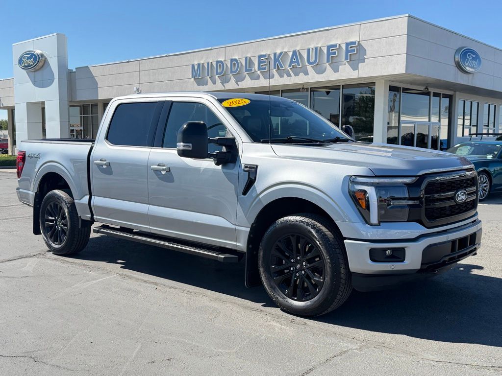 2025 Ford F-150 Lariat 4x4 SuperCrew 145 in's photo