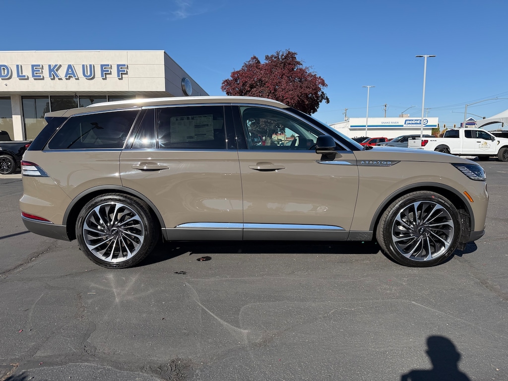 New 2025 Lincoln Aviator Reserve AWD