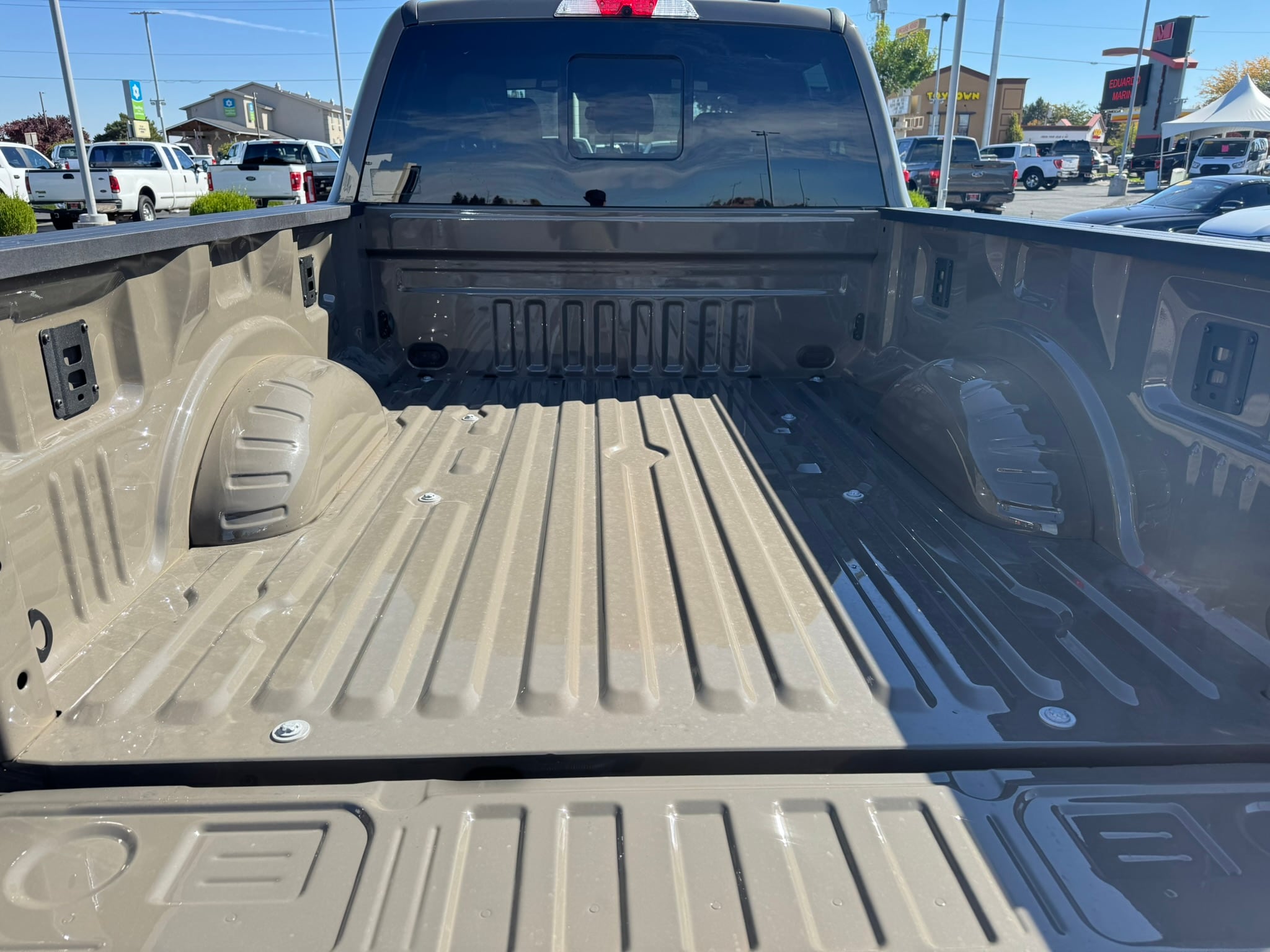 2026 Ford F-350 Super Duty Lariat - Photo 15