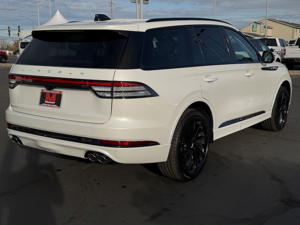New 2026 Lincoln Aviator Reserve AWD