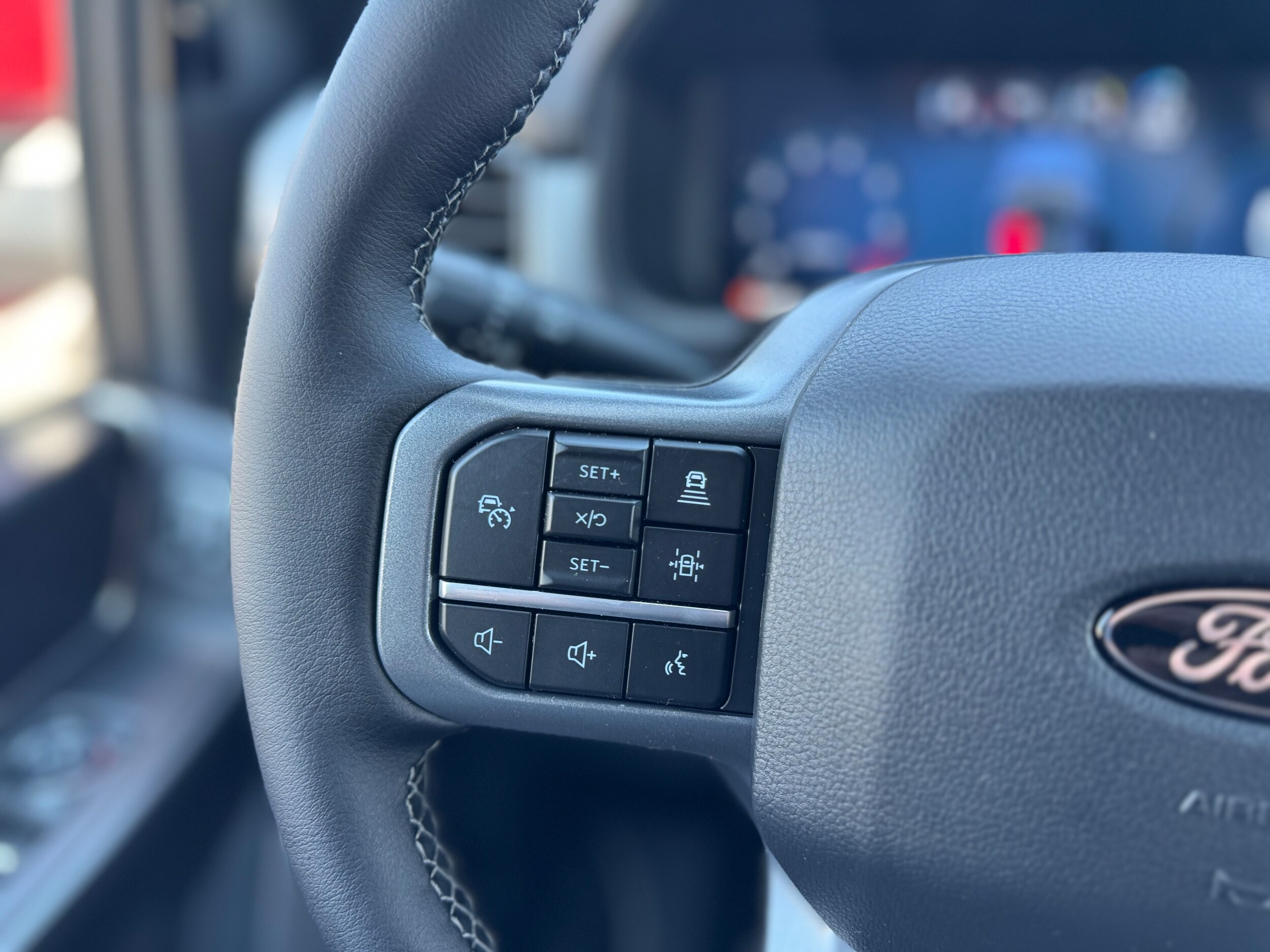 2025 Ford F-150 Lariat - Photo 31