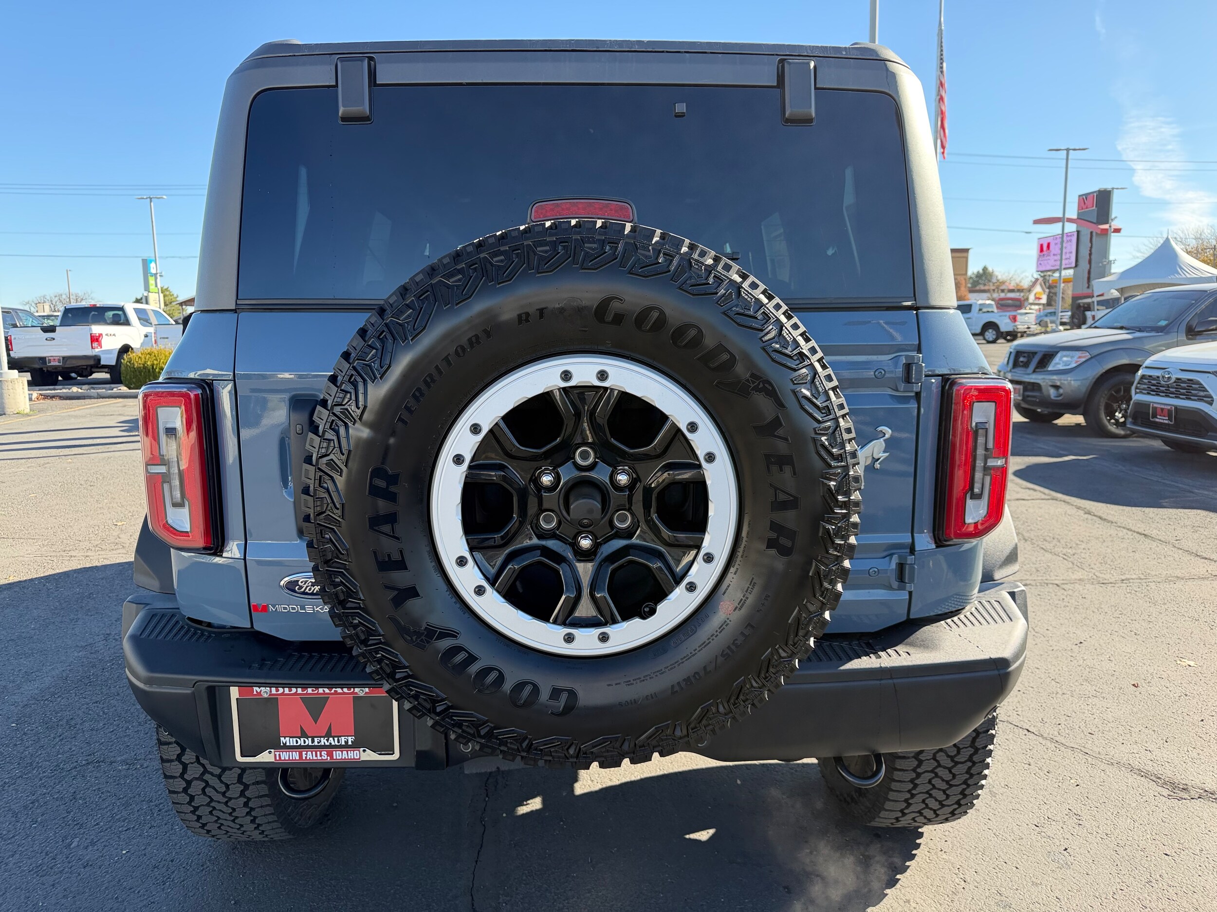 2025 Ford Bronco Badlands photo 3