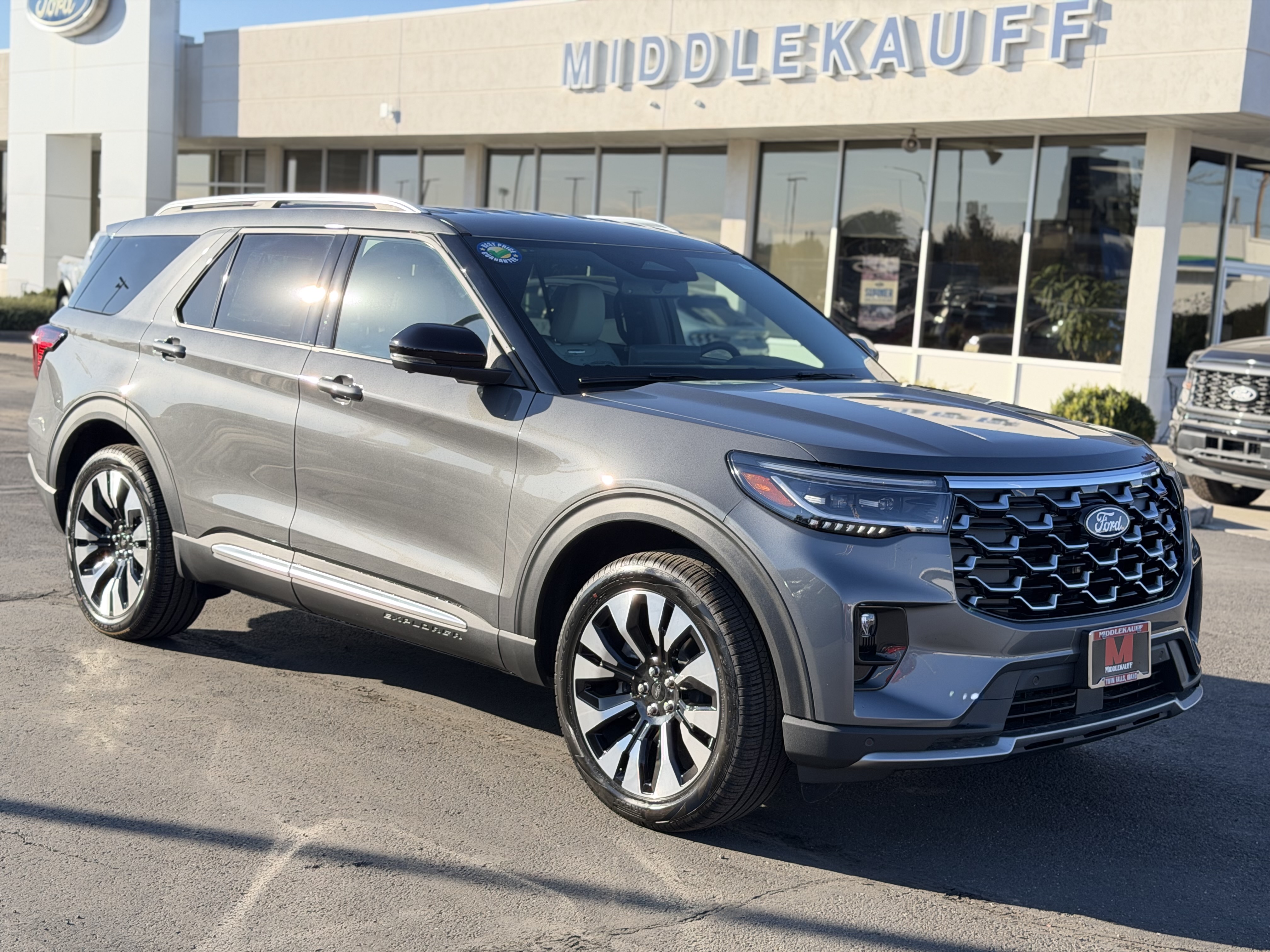 New 2027 Ford Explorer Platinum SUV