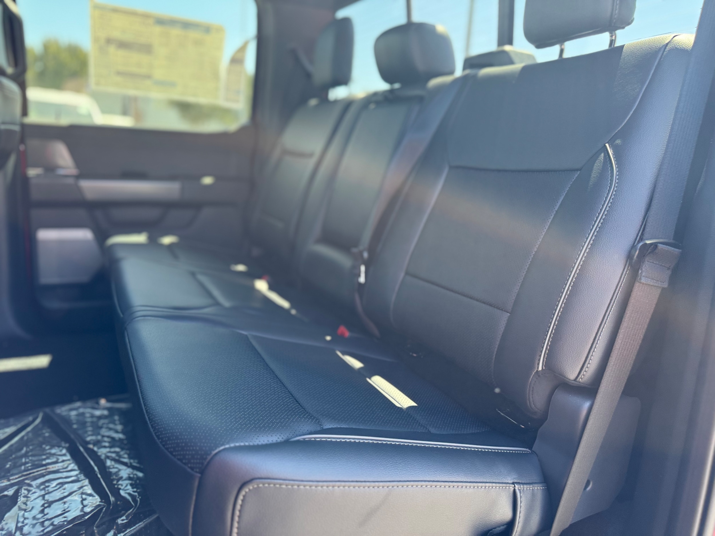 2025 Ford F-150 Lariat - Photo 16