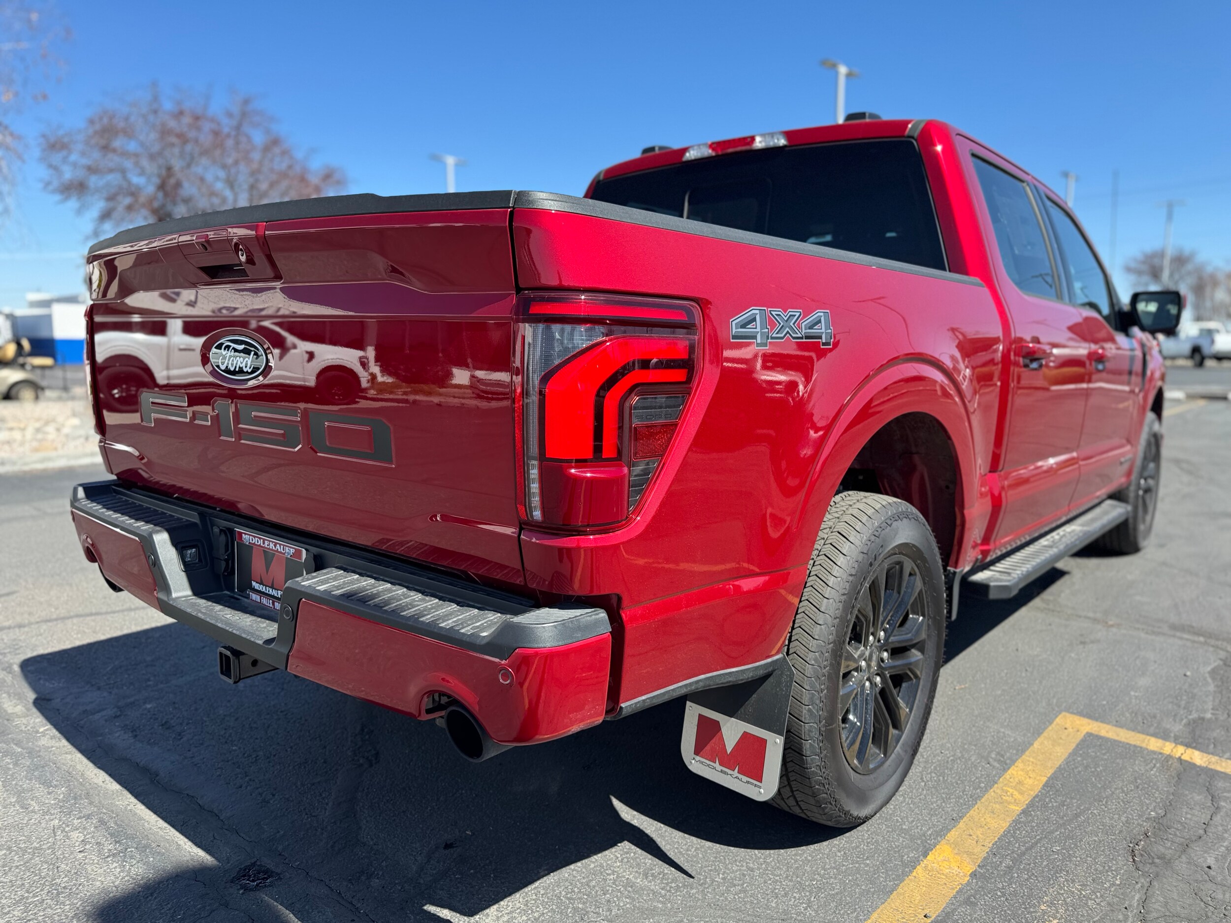 2025 Ford F-150 Lariat photo 4