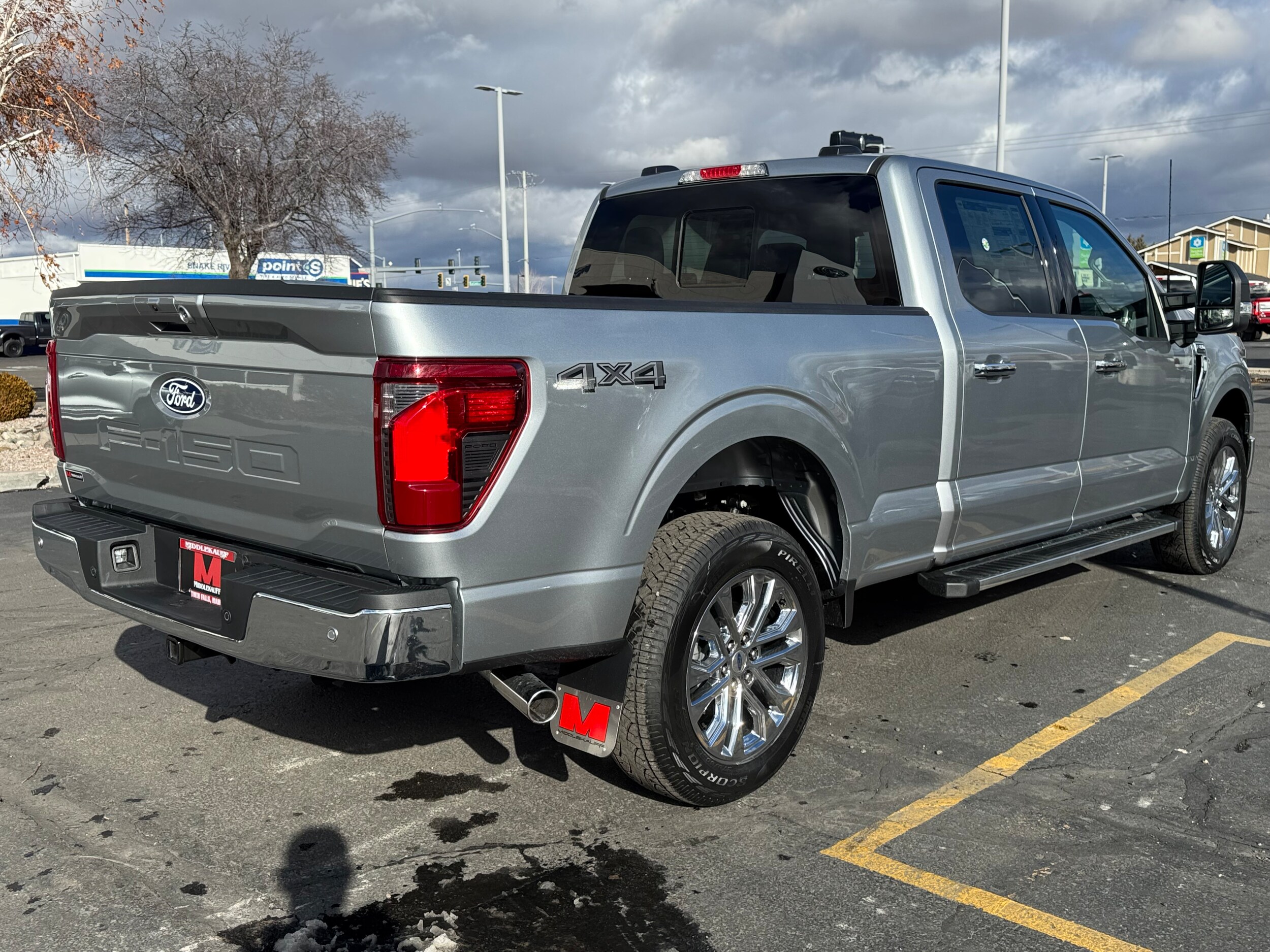2025 Ford F-150 XLT photo 4