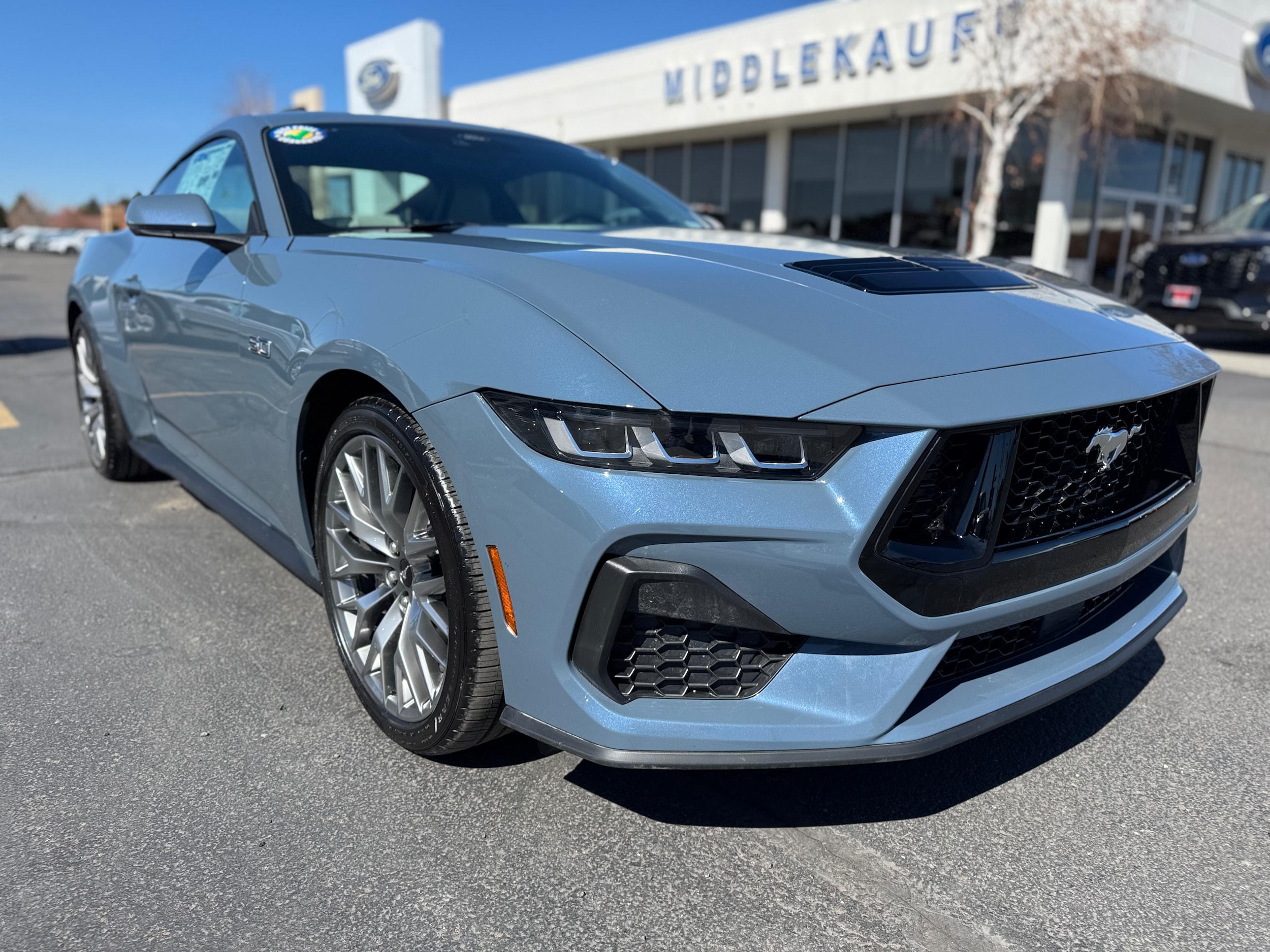 2025 Ford Mustang GT Premium photo 3