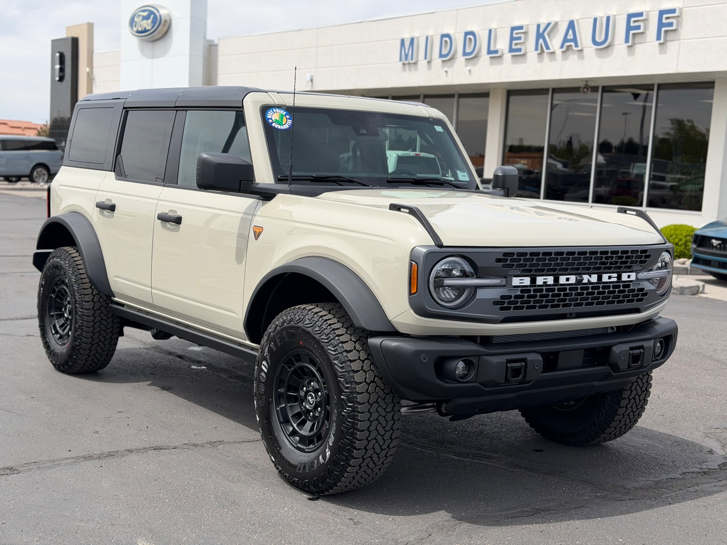 2026 Ford Bronco Badlands 4x4's photo