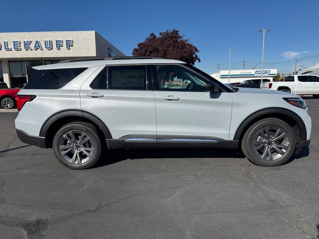 New 2025 Ford Explorer Active SUV