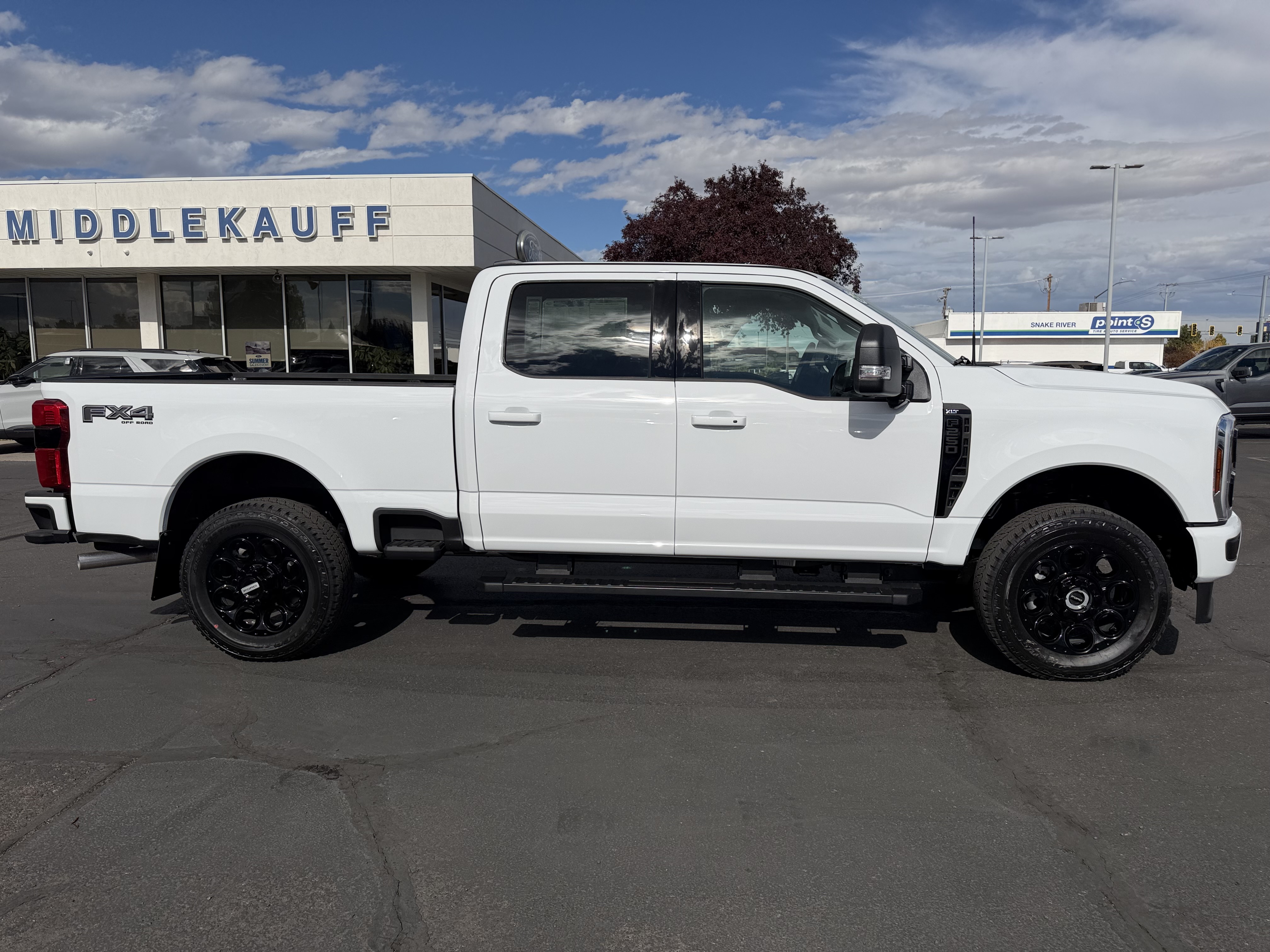 New 2027 Ford F-250 F-250® XLT TRUCK
