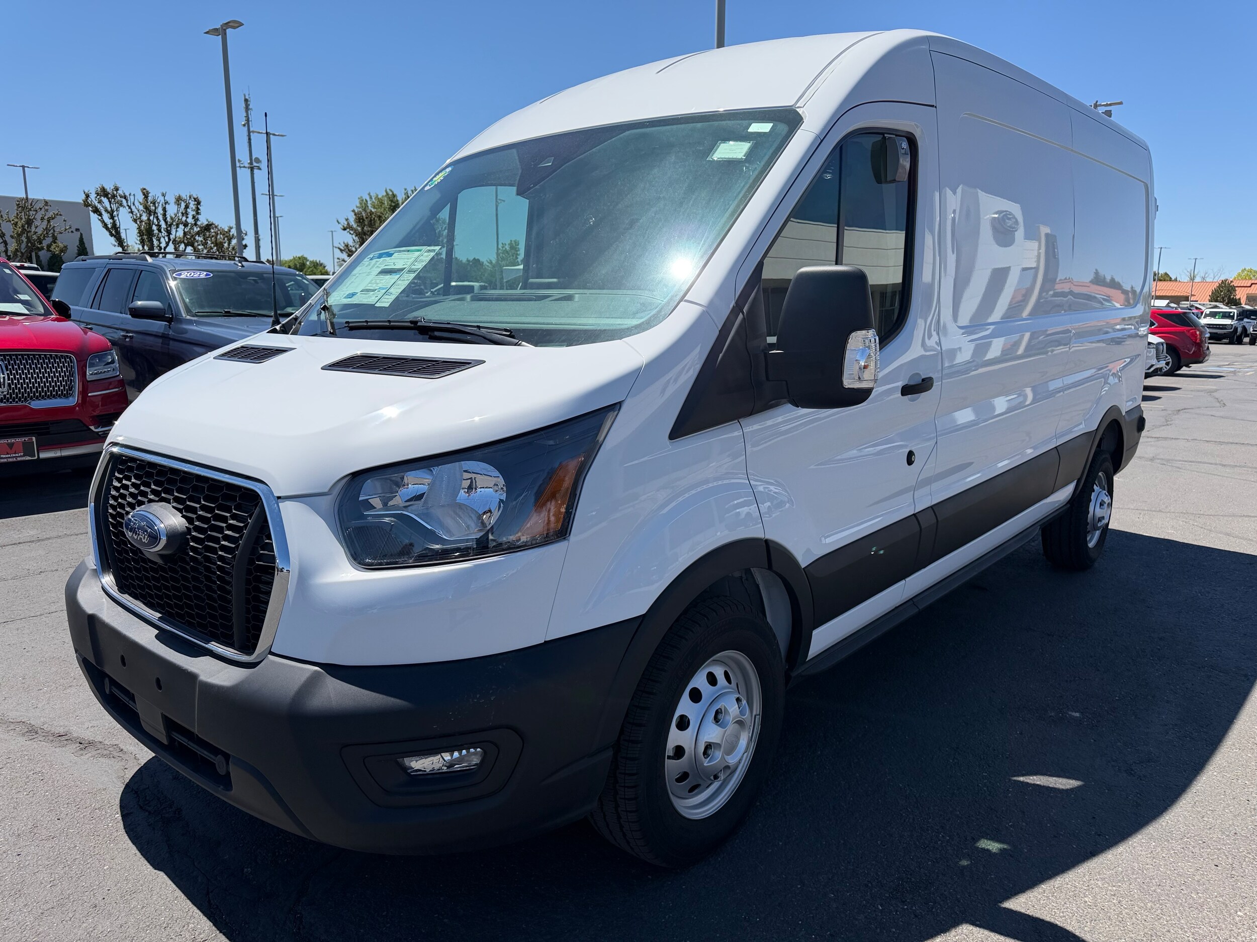 2025 Ford Transit Van Base - Photo 8