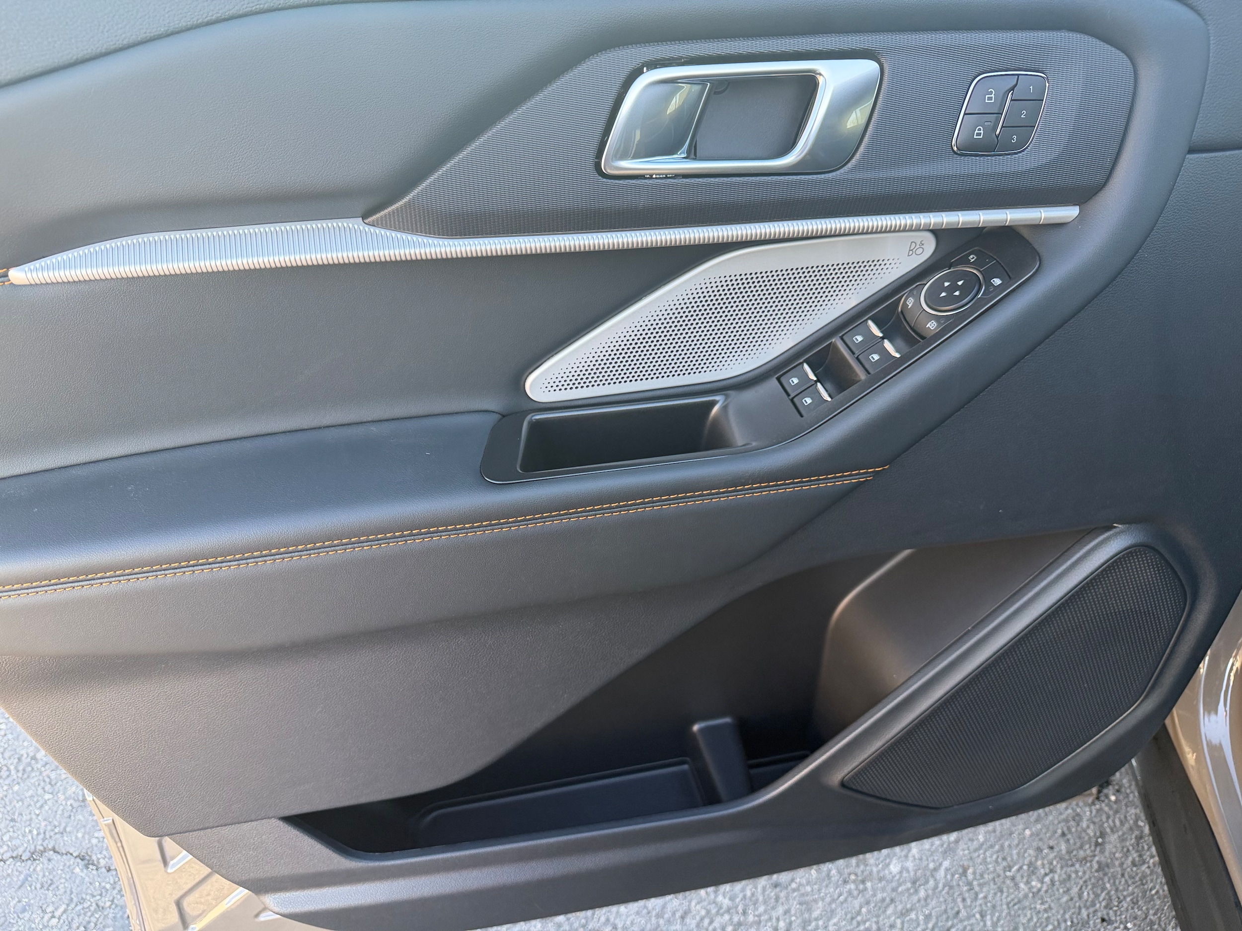 2026 Ford Explorer Tremor - Photo 10