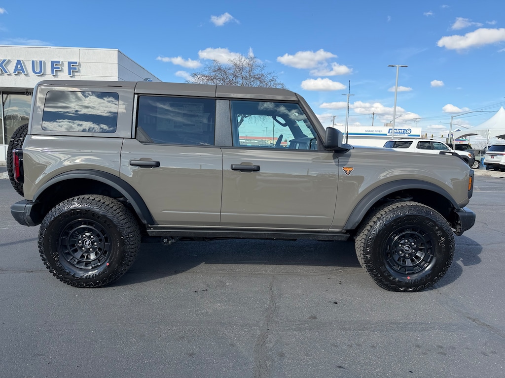 New 2026 Ford Bronco Badlands SUV