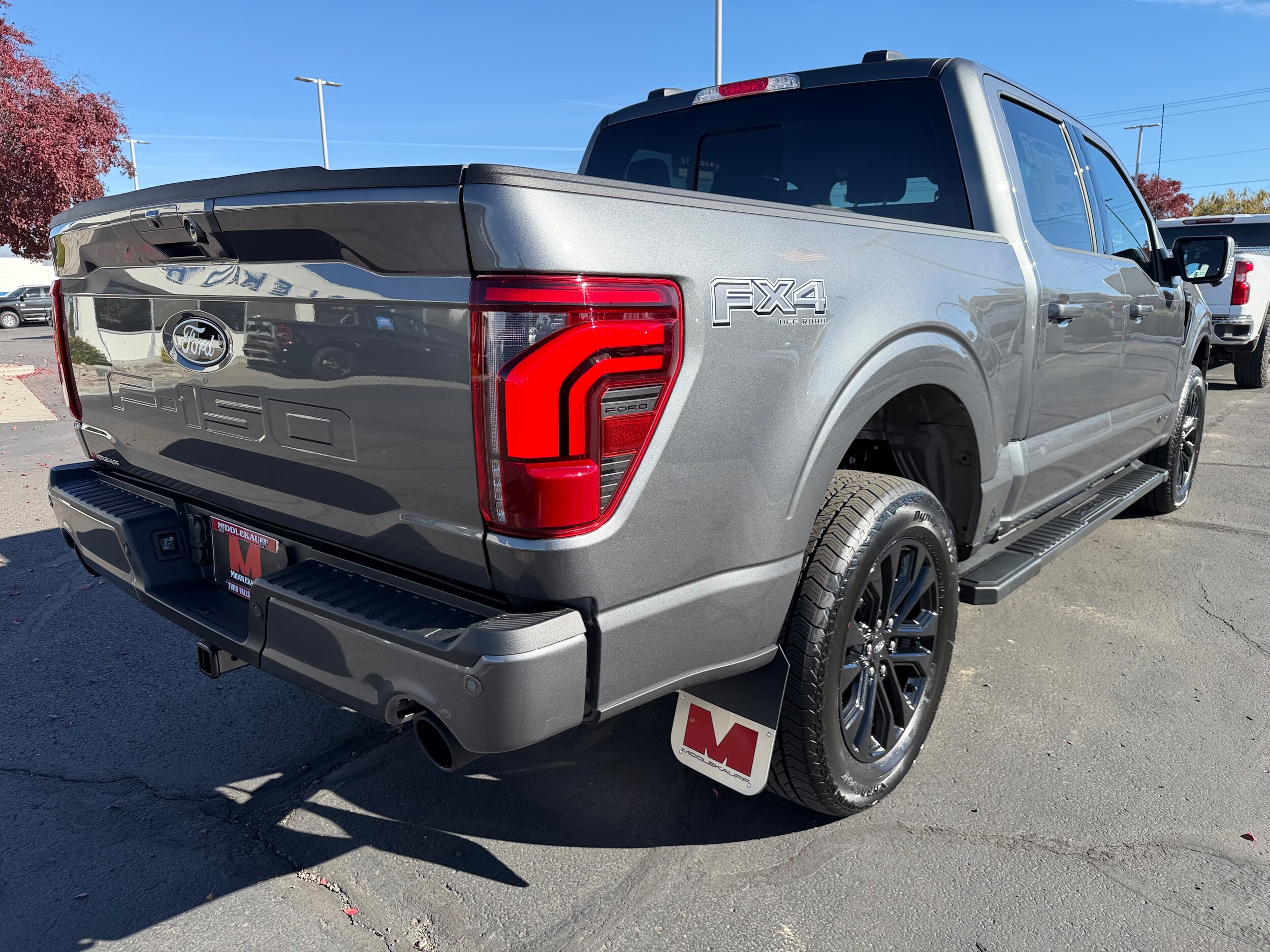 2025 Ford F-150 Lariat photo 3