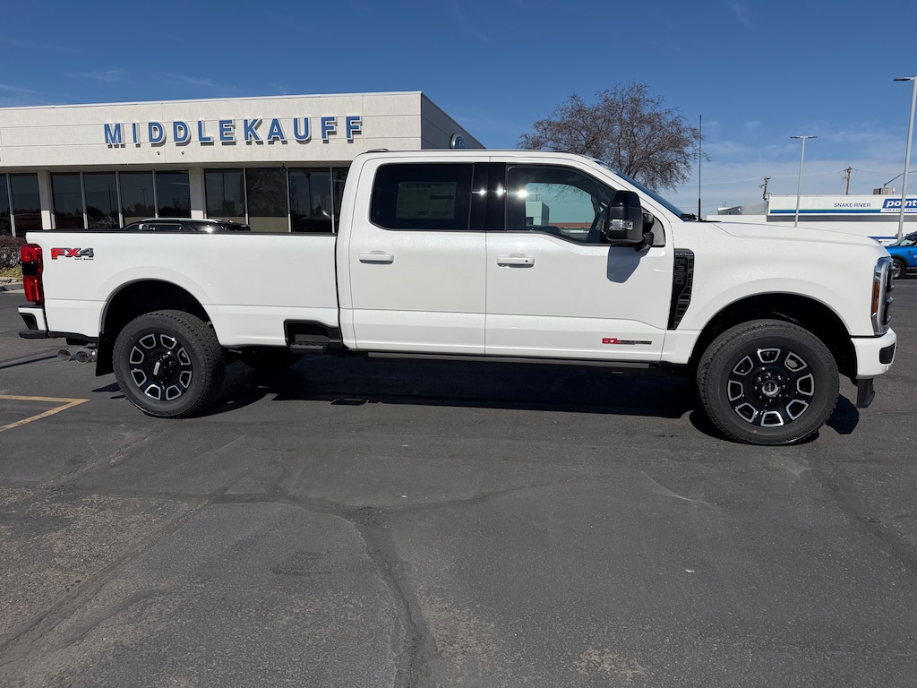 New 2026 Ford Super Duty F-350 SRW Platinum TRUCK