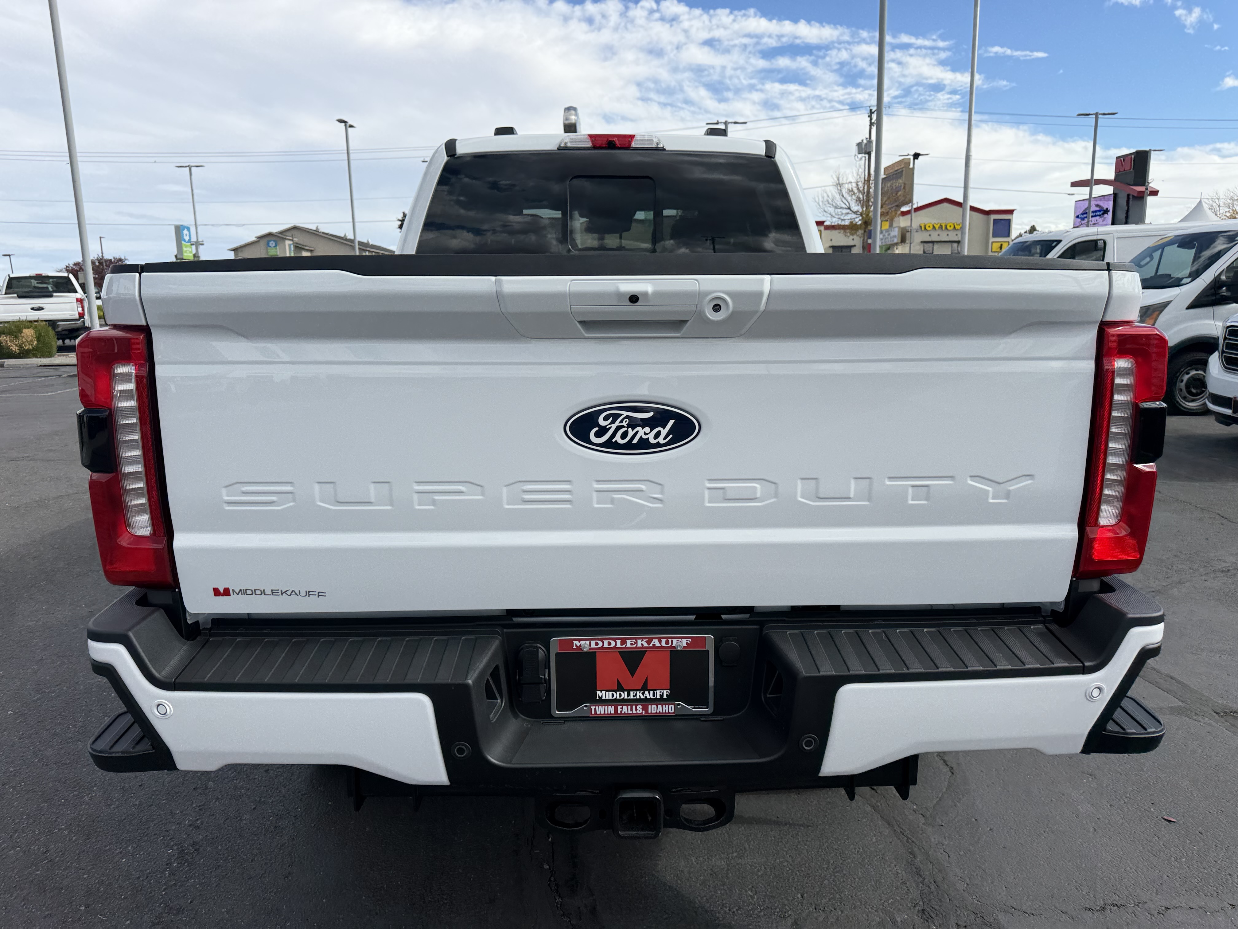 New 2027 Ford F-250 F-250® XLT TRUCK