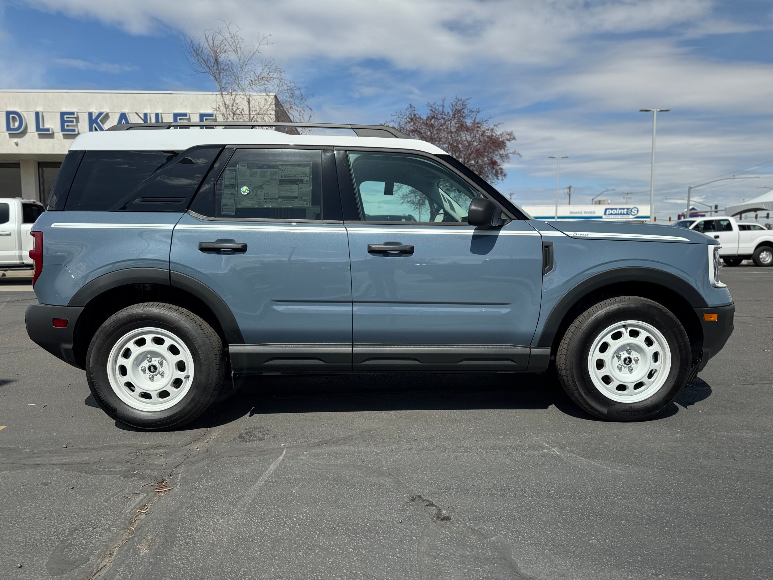 2025 Ford Bronco Sport Heritage photo 3