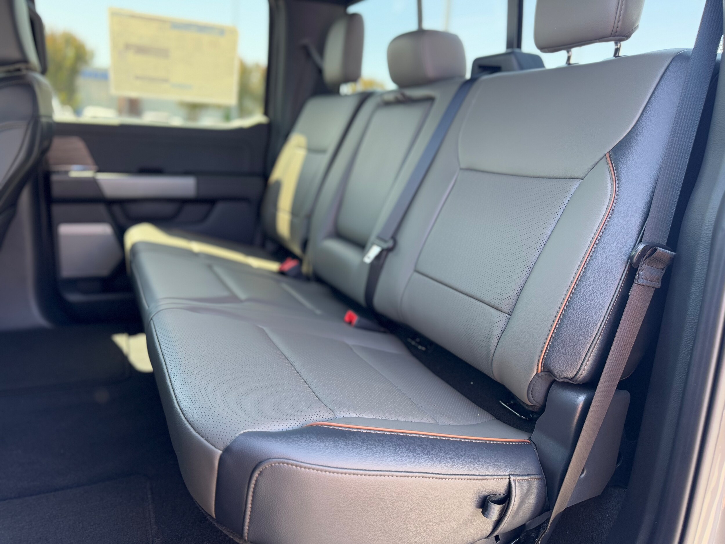 2025 Ford F-150 Lariat - Photo 16