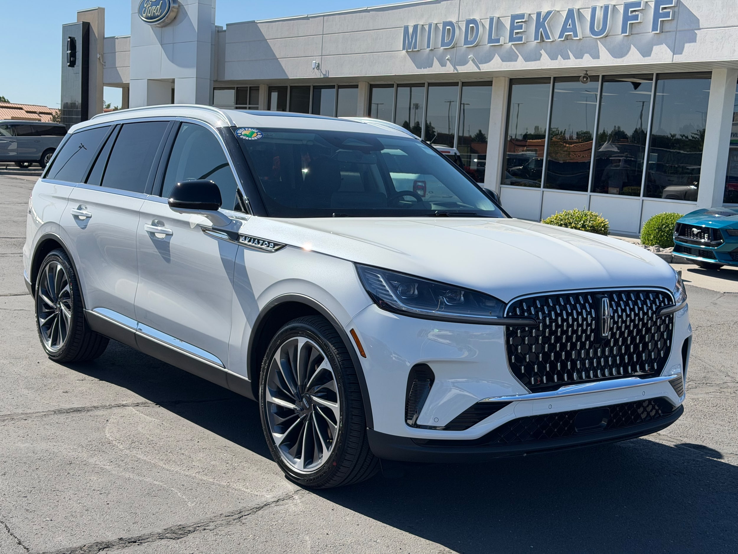2026 Lincoln Aviator Reserve AWD's photo