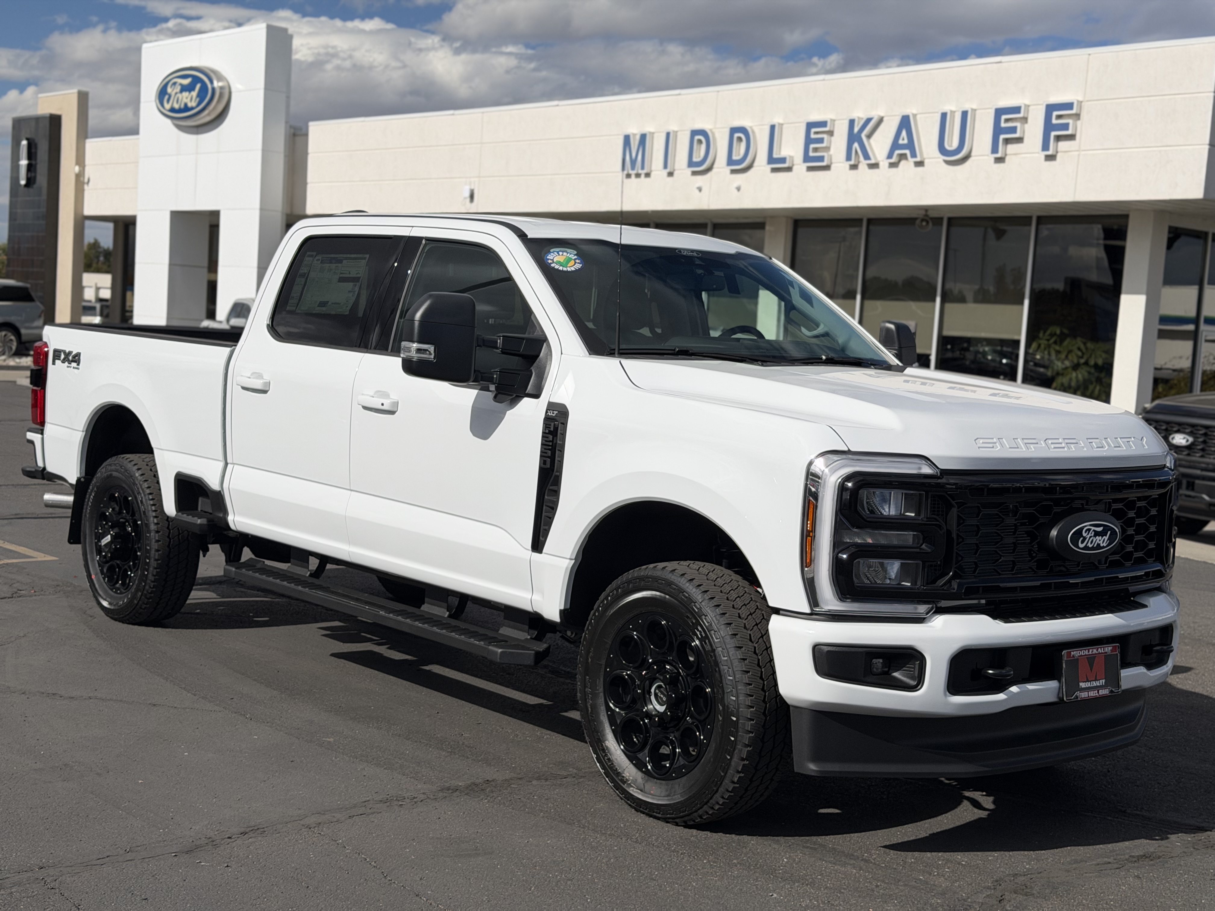 New 2027 Ford F-250 F-250® XLT TRUCK