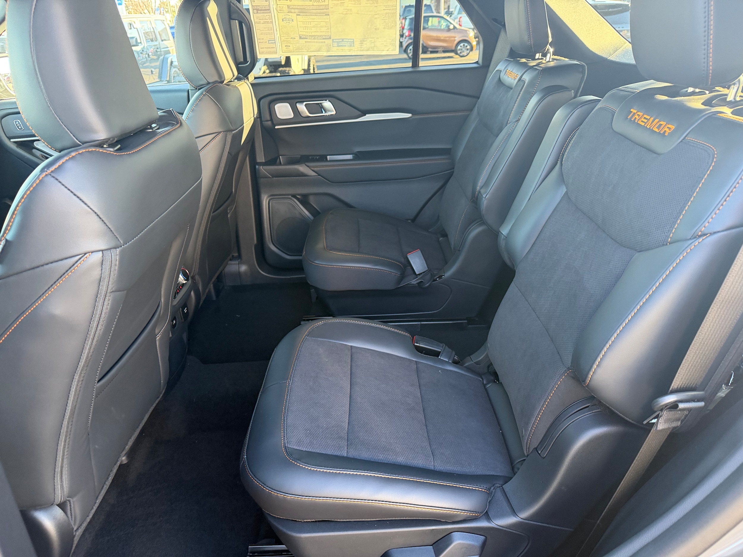 2026 Ford Explorer Tremor - Photo 11