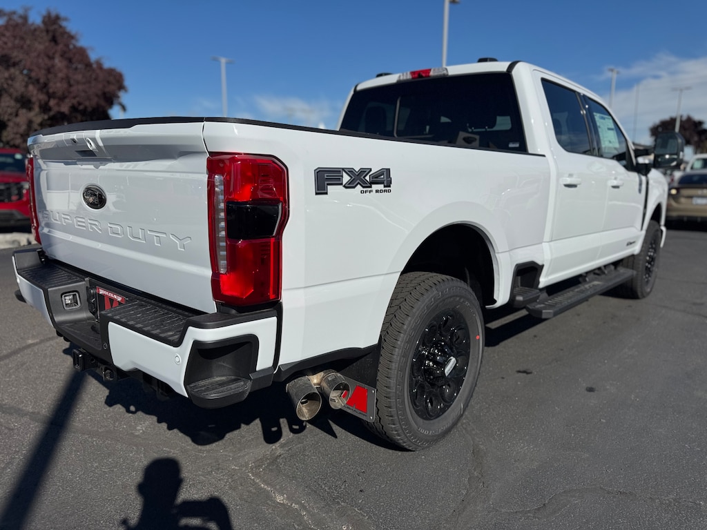 New 2026 Ford F-250 Lariat 4WD Crew CAB 6.75 TRUCK