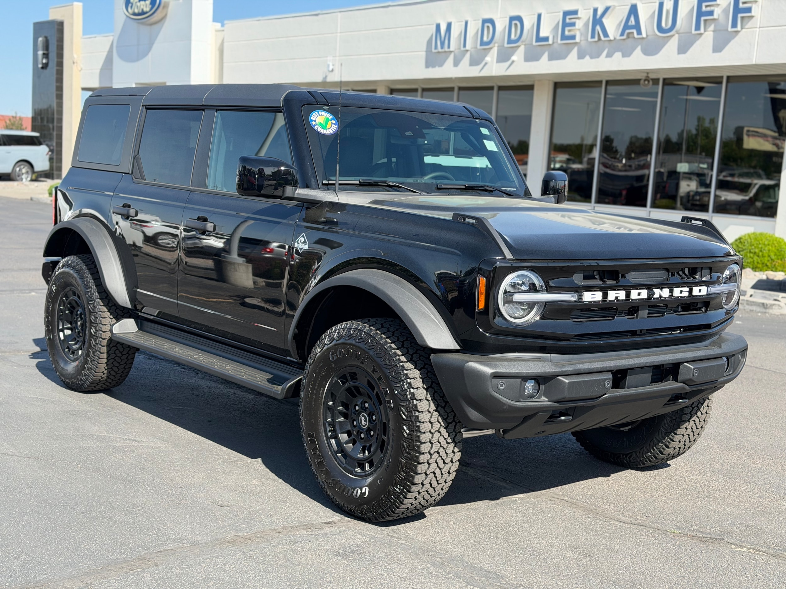 2026 Ford Bronco Outer Banks 4x4's photo