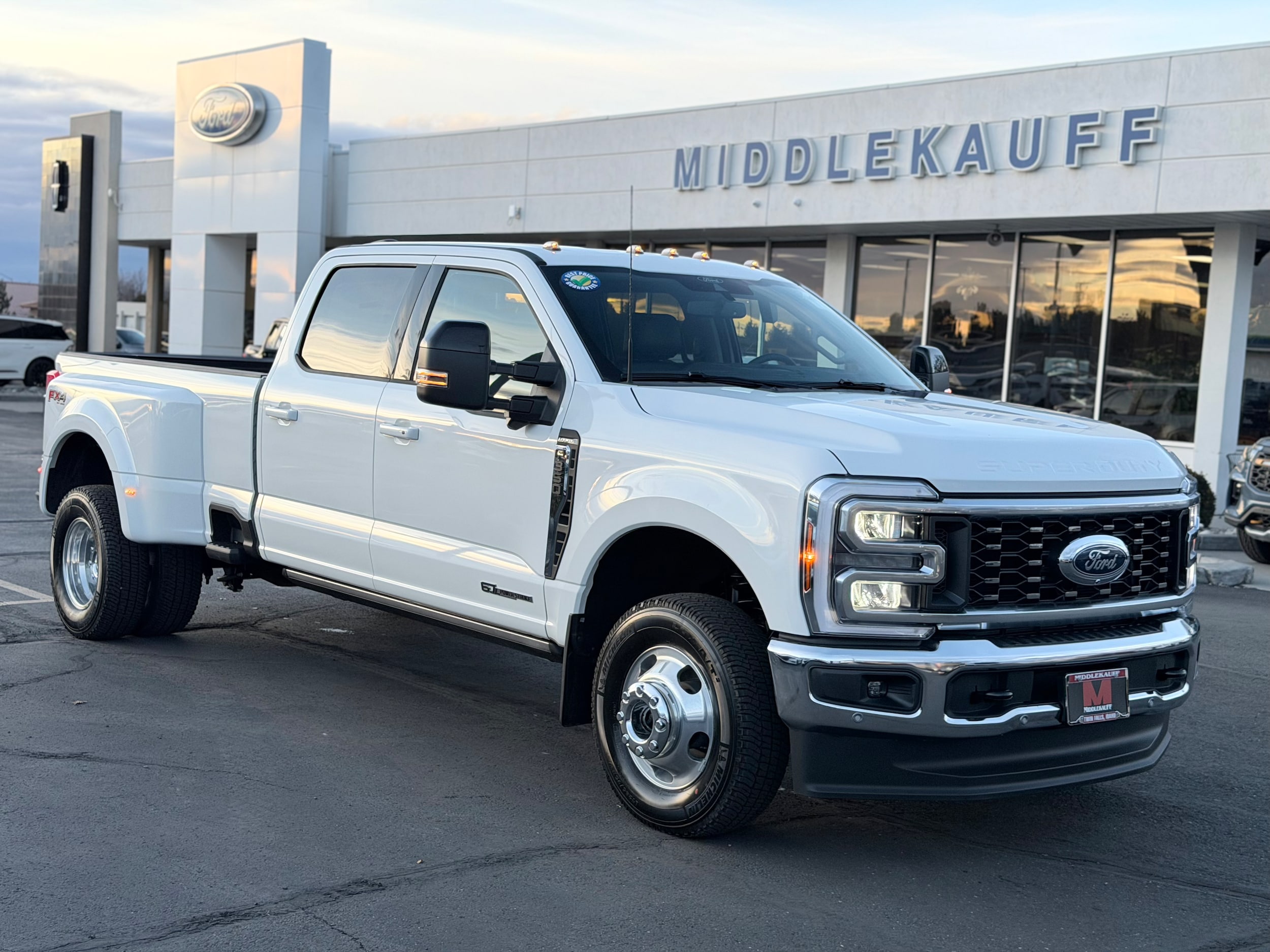 2026 Ford F-350 Super Duty Lariat's photo