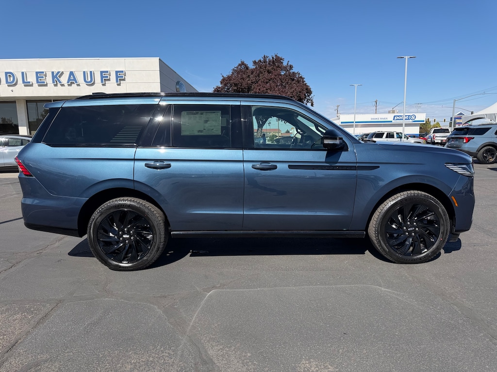 New 2027 Lincoln Navigator