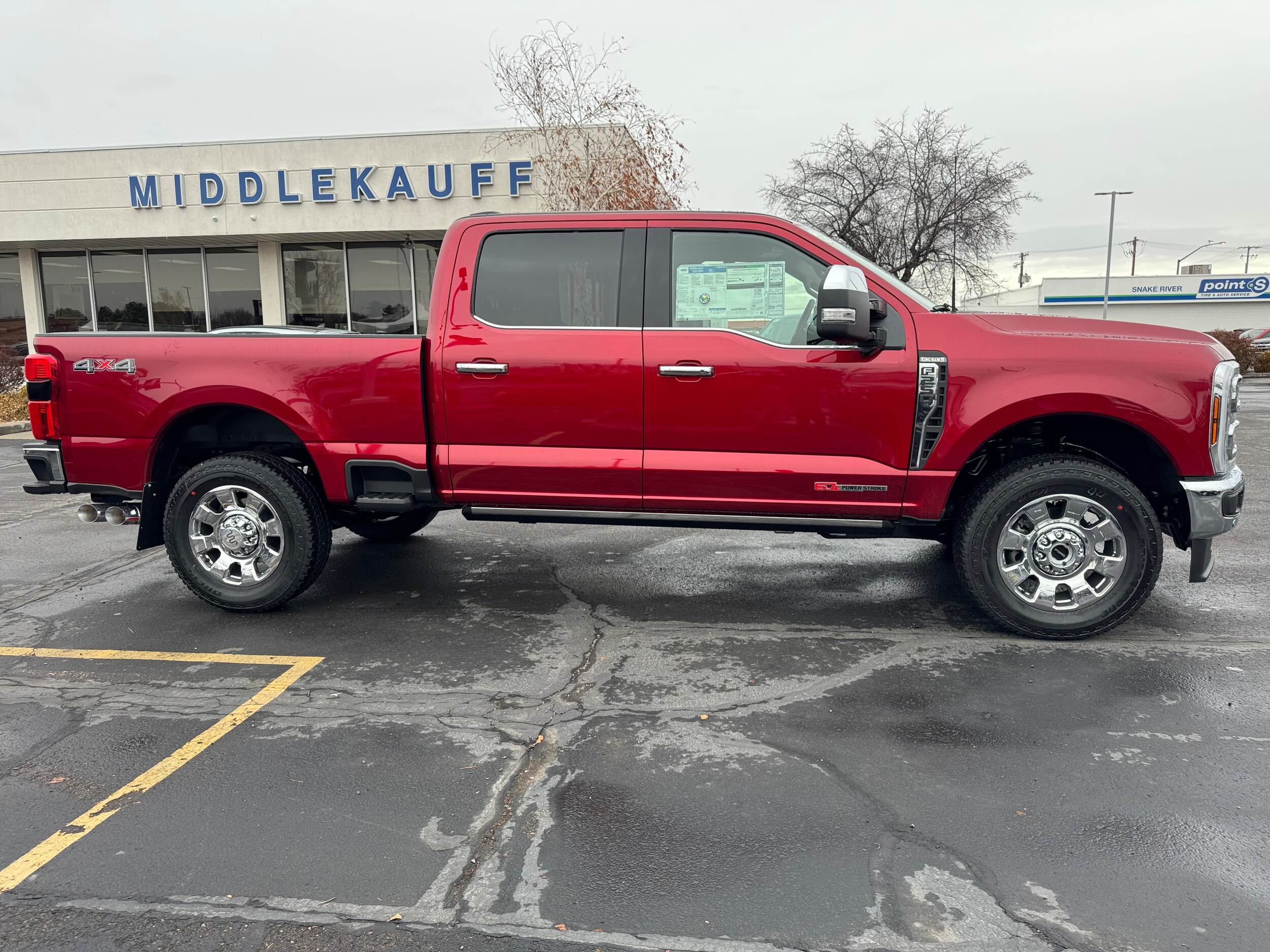 2025 Ford F-250 King Ranch photo 3