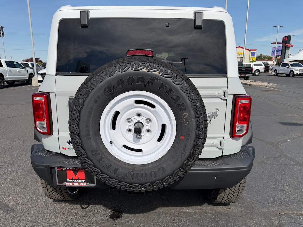 New 2026 Ford Bronco Heritage Edition SUV