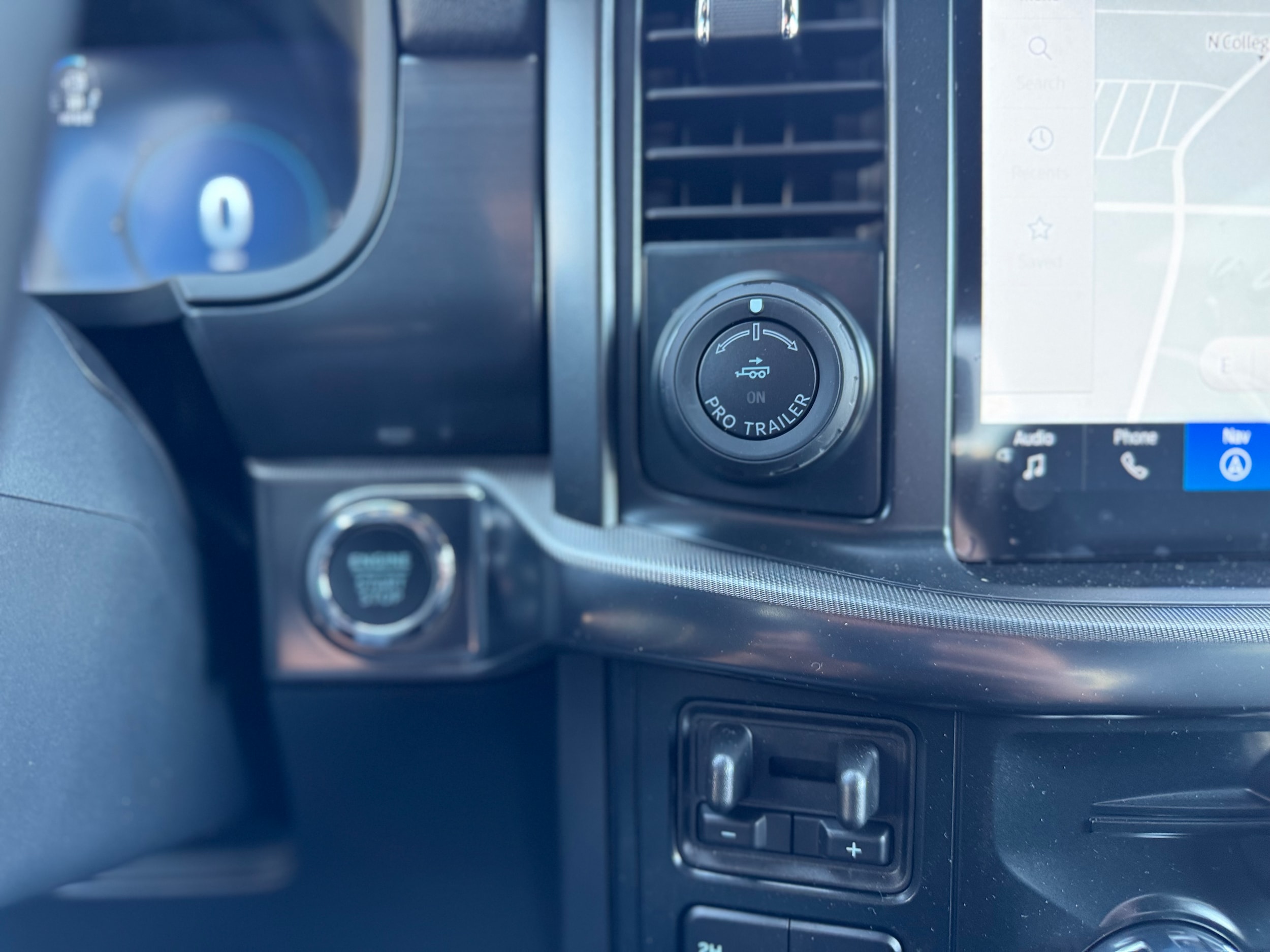 2025 Ford F-150 Lariat - Photo 23