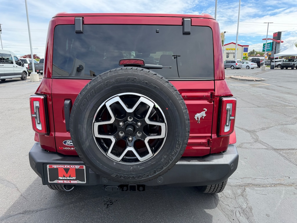 New 2026 Ford Bronco Outer Banks SUV