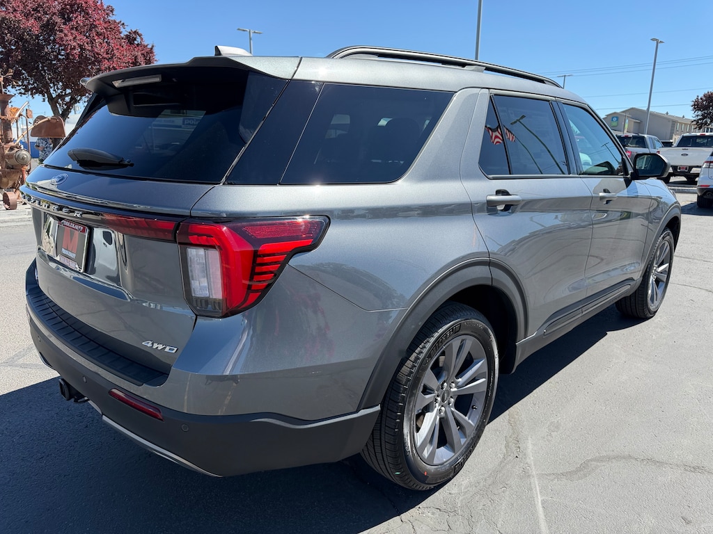 New 2026 Ford Explorer Active SUV