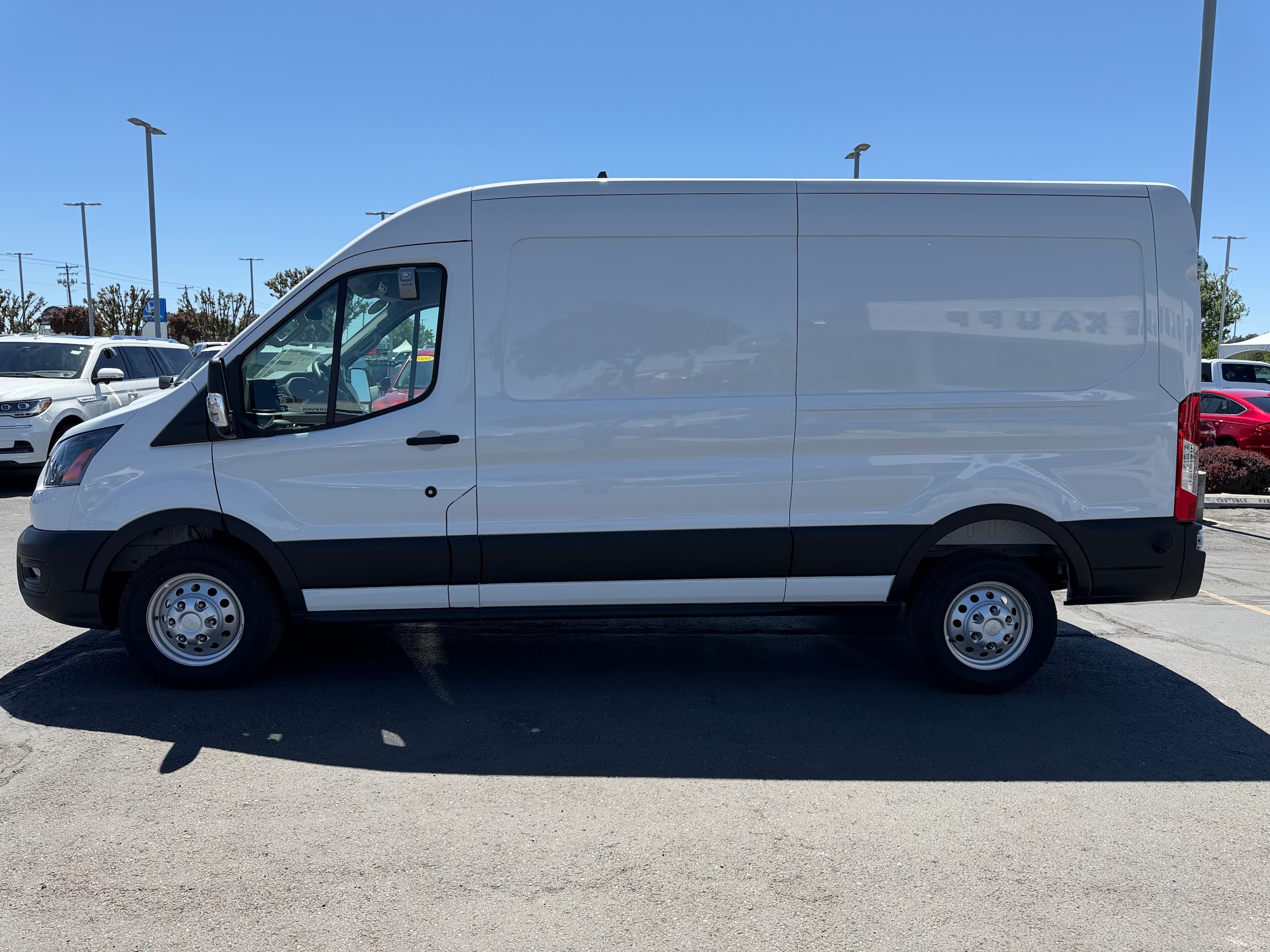 2025 Ford Transit Van Base - Photo 7