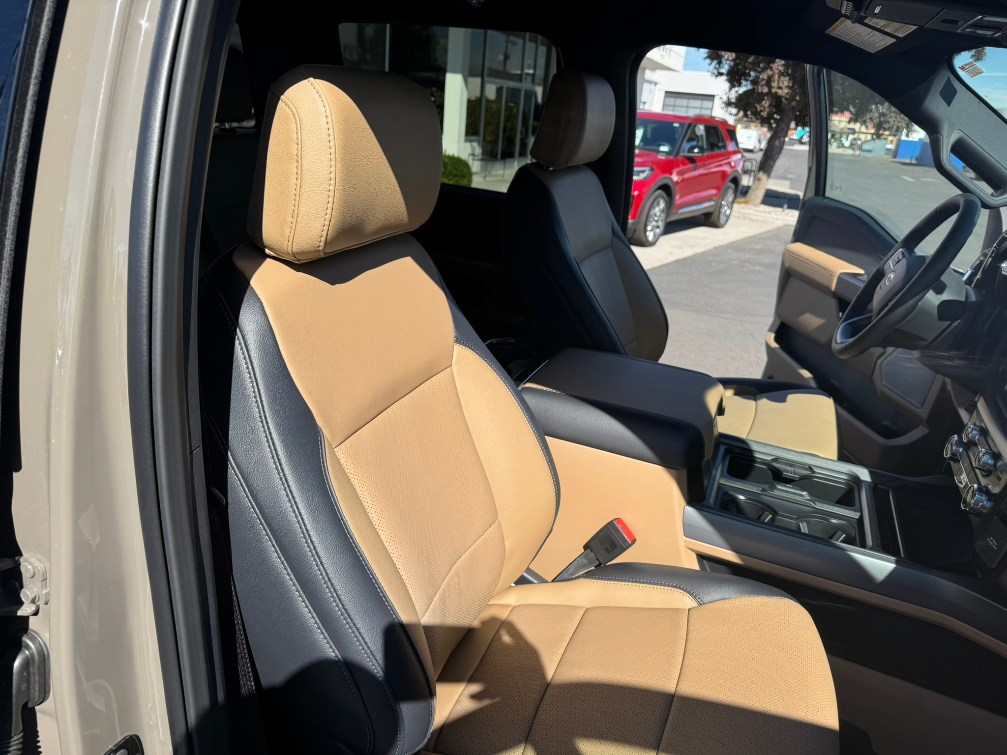2026 Ford F-350 Super Duty Lariat - Photo 34