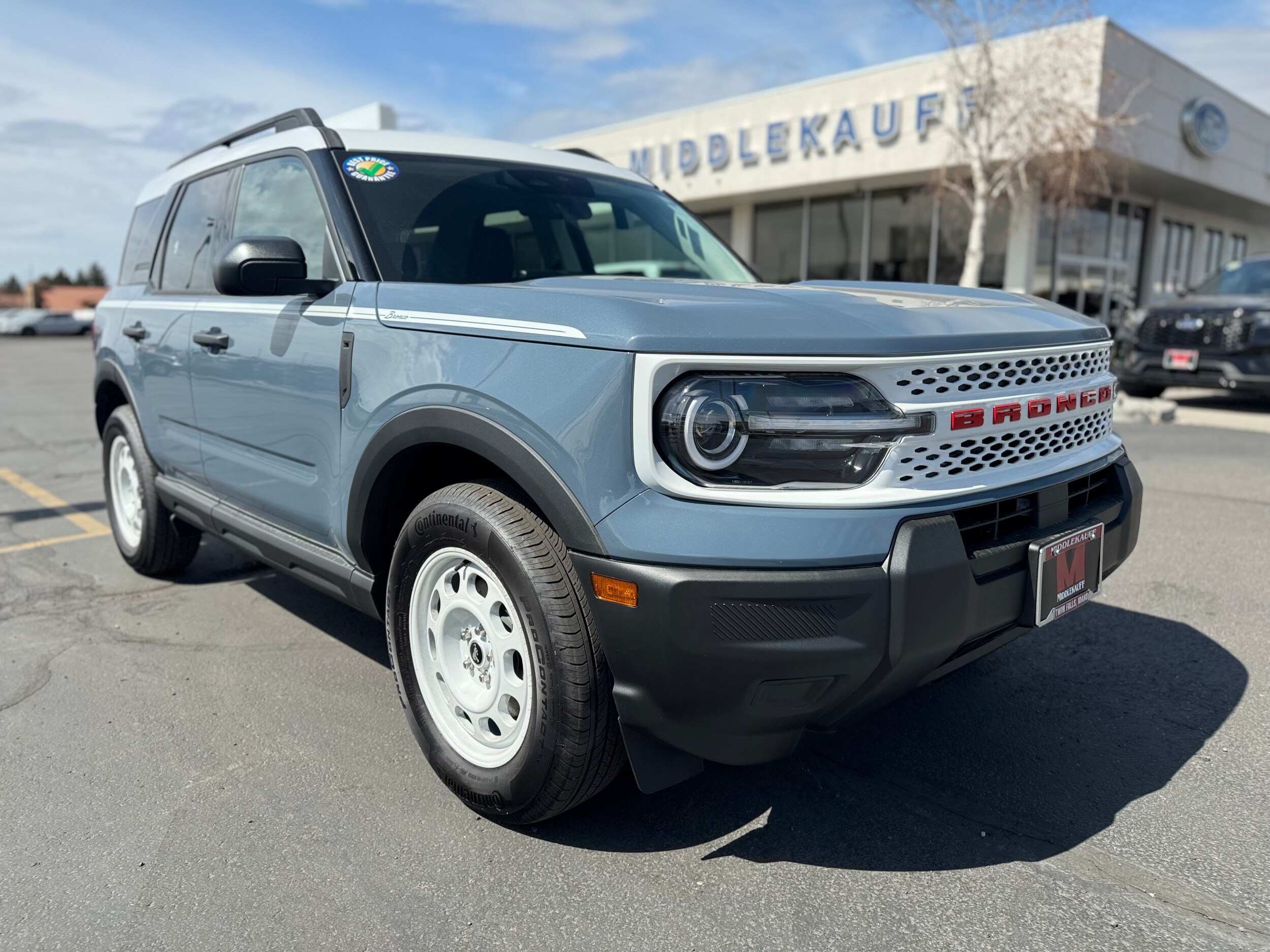2025 Ford Bronco Sport Heritage photo 2