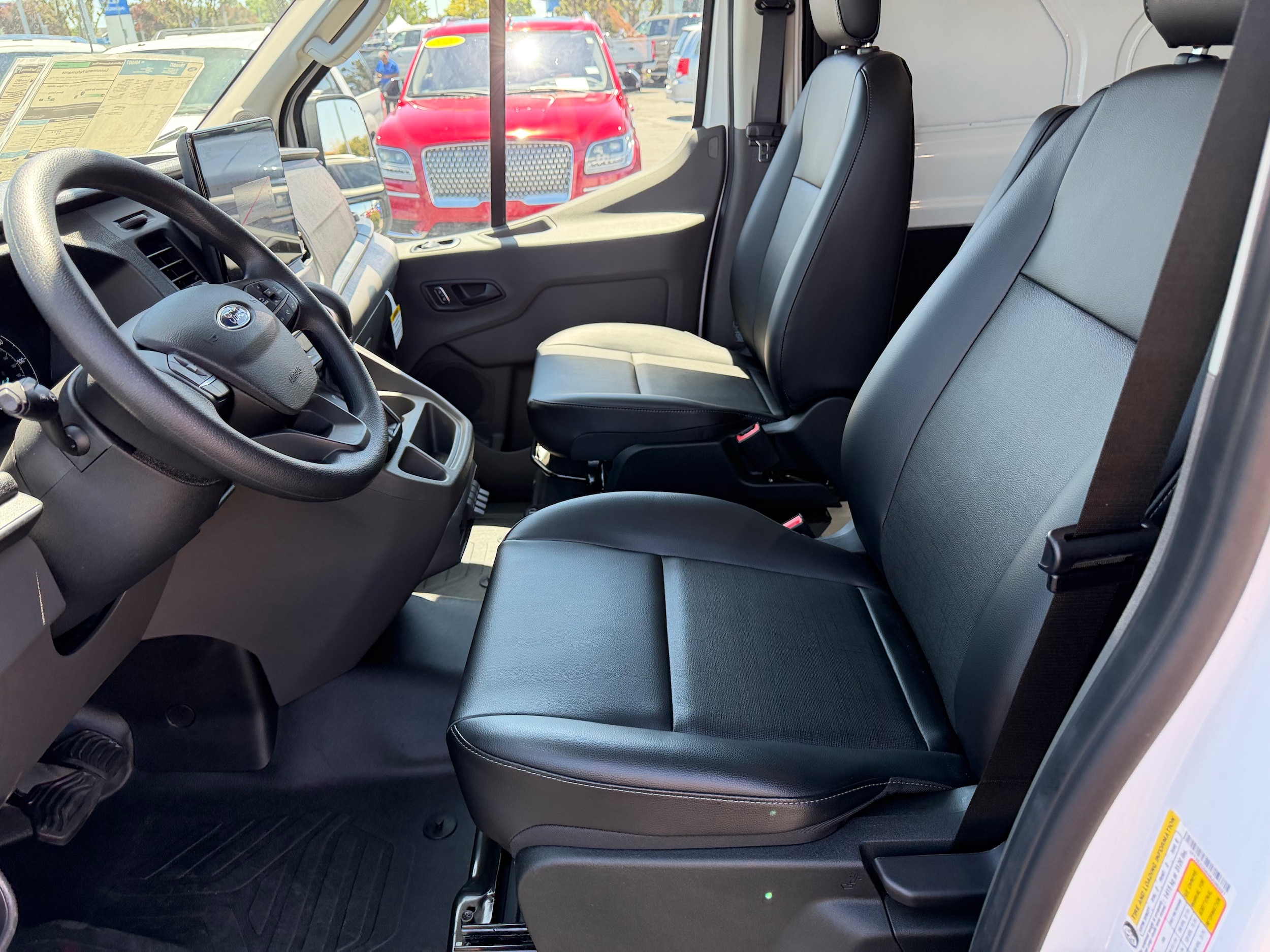 2025 Ford Transit Van Base - Photo 11