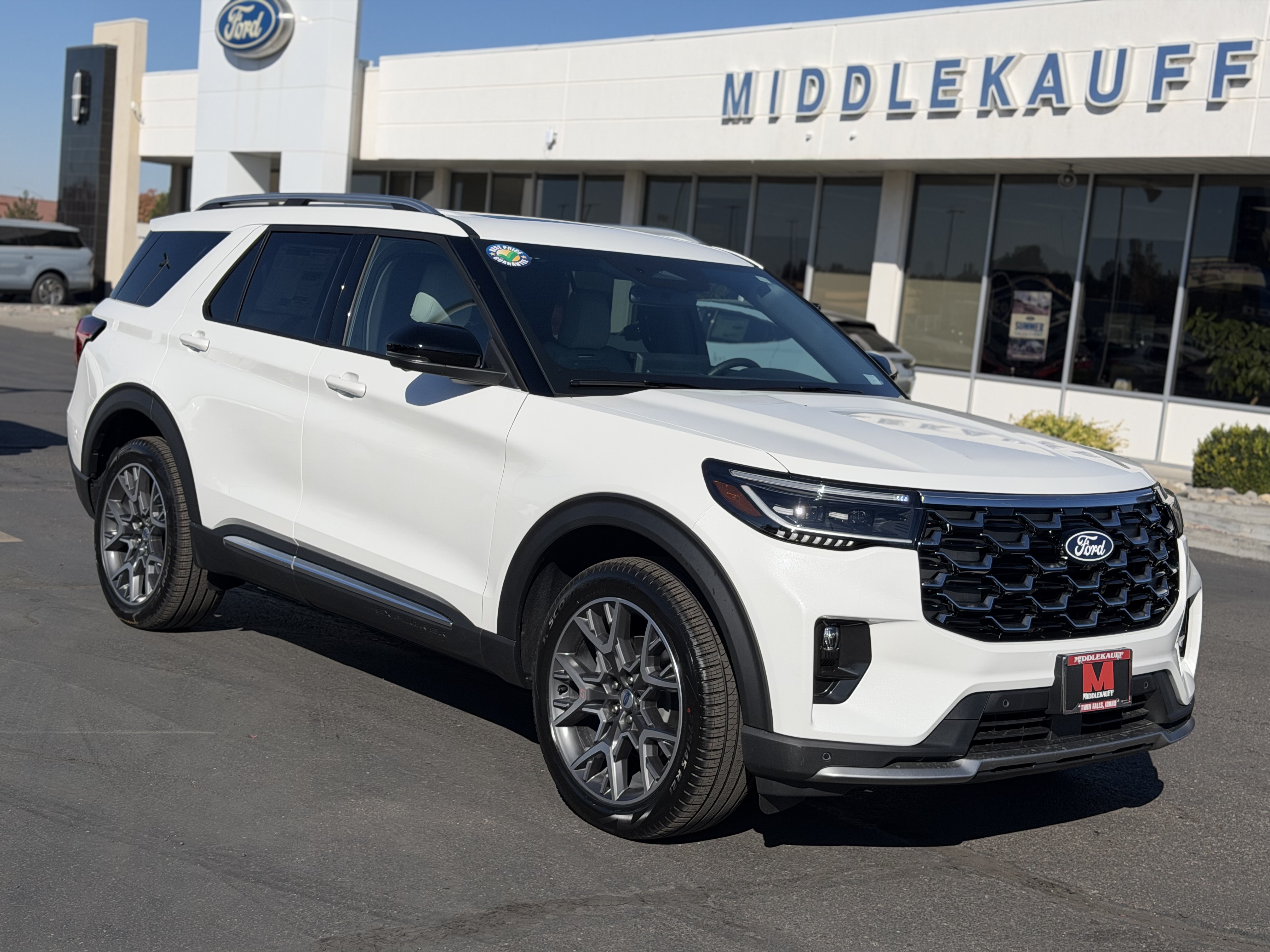 2027 Ford Explorer Platinum SUV