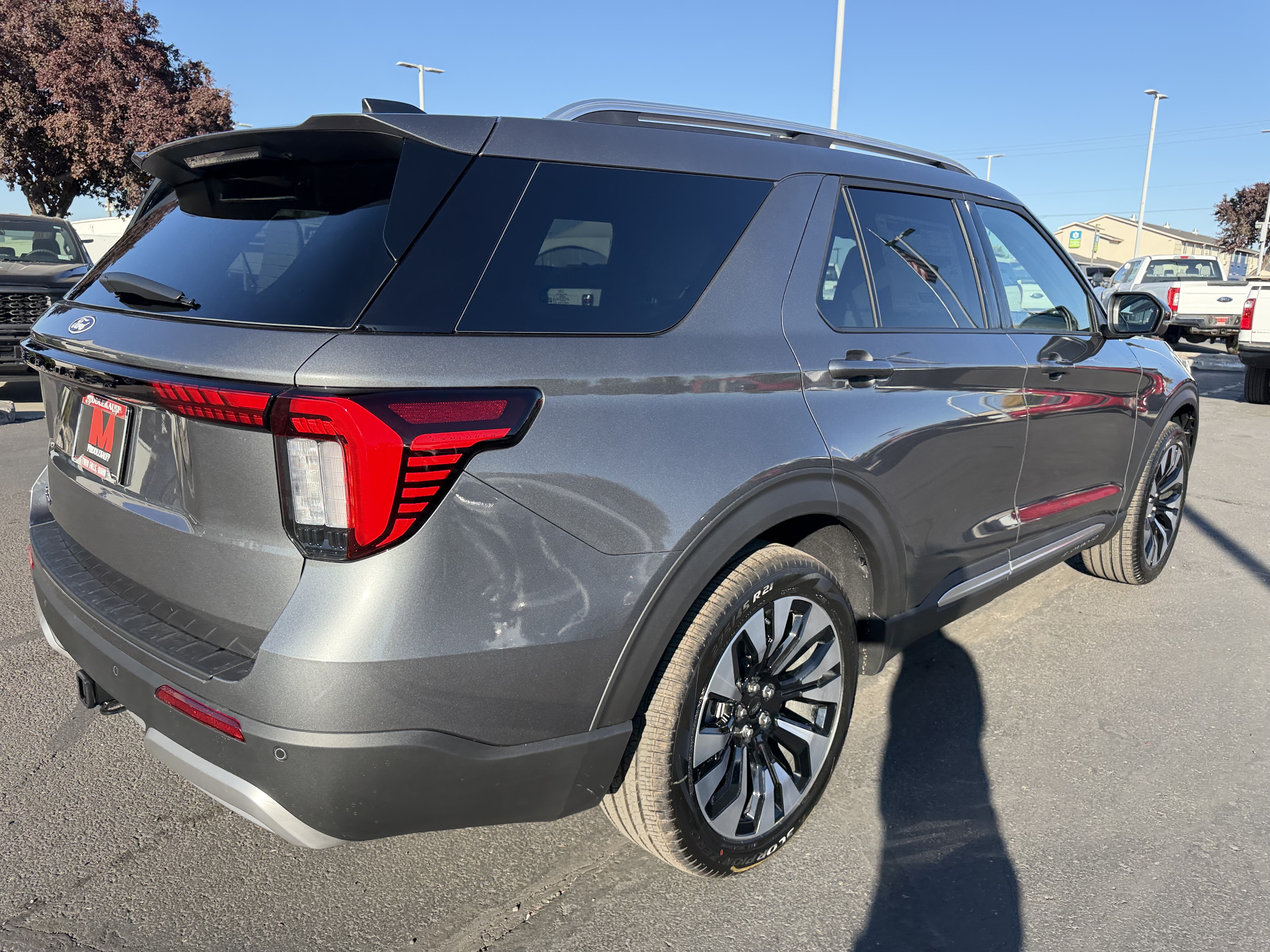 New 2027 Ford Explorer Platinum SUV