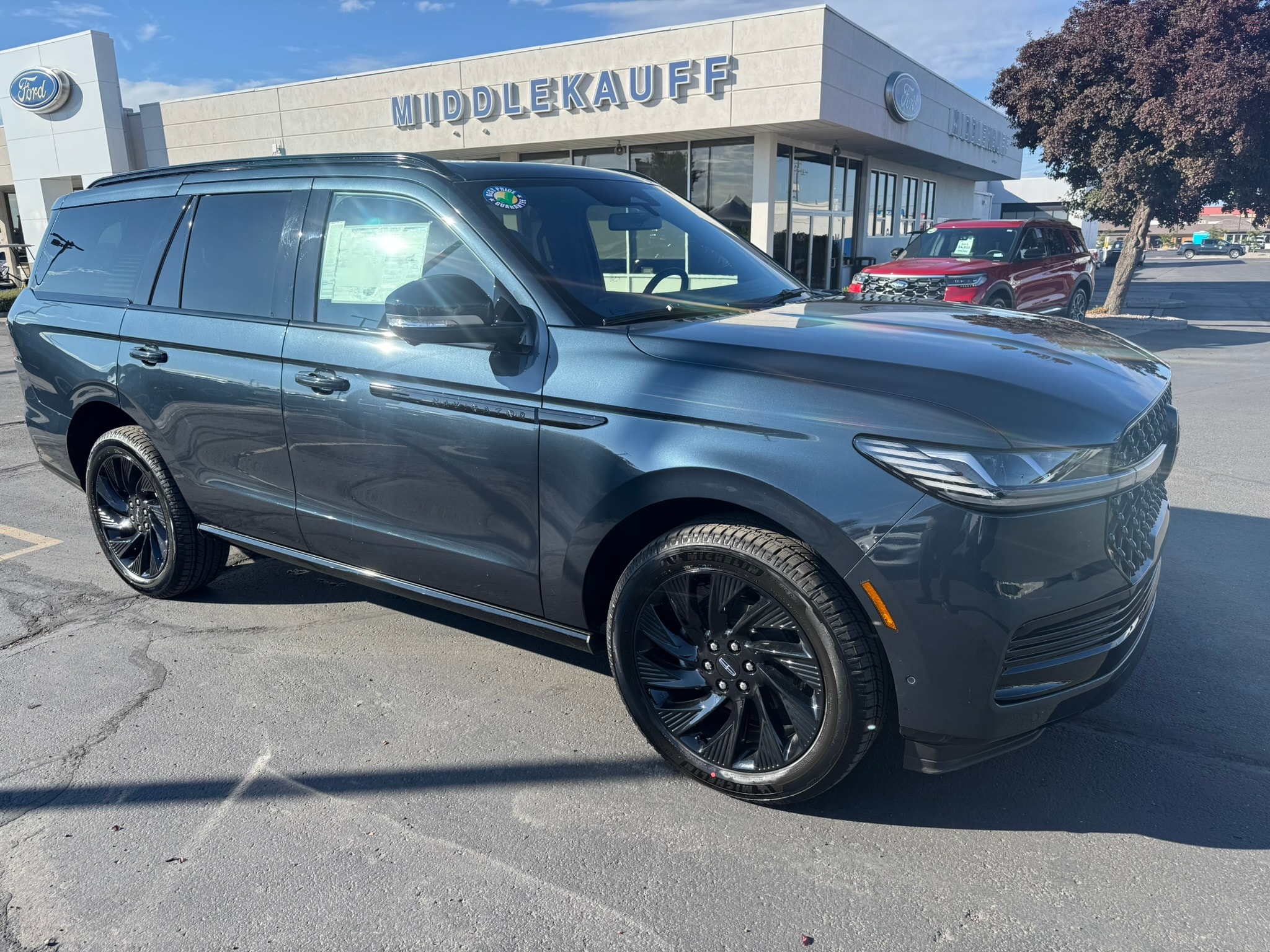 2025 Lincoln Navigator Reserve's photo